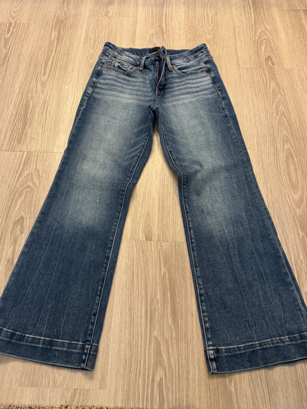 Buckle Women's Medium Blue Bootcut Trouser Jeans, never worn
